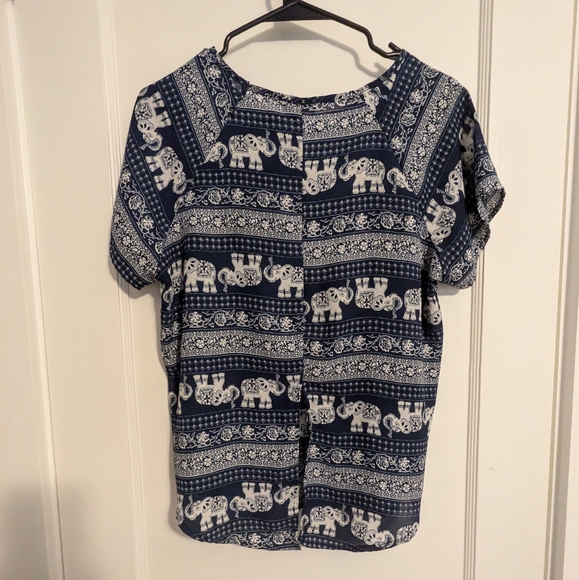 Elephant top by Lily White - Picture 2 of 4